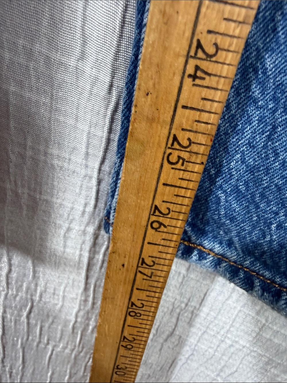 Levis Rib Cage Straight Ankle Jeans size 28 - Picture 10 of 13
